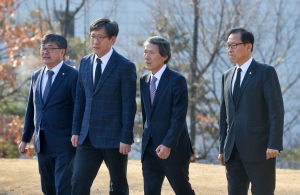 한상진 국민의당 창당준비위원장 백범 김구 선생 묘역 참배