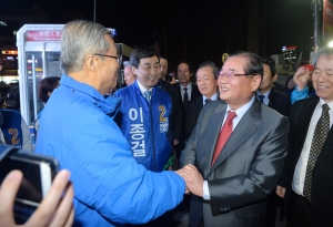 더민주 김종인 대표, 이종걸 후보 지원 유세