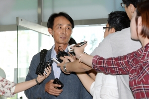 장신중 전 경찰서장, '멱살잡이' 한선교 고발