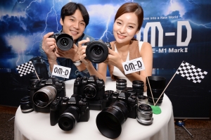 올림푸스 카메라 OM-D E-M1 Mark II 공개