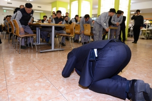 개혁보수신당, 환경미화원과 함께 떡국 신년회