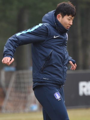 축구대표팀 훈련 대한민국-시리아전 앞두고 훈련 파주NFC 170327