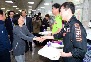 태릉선수촌 찾은 김미경 교수