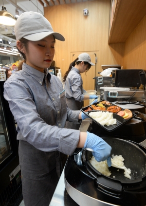 포토기획 '혼밥' 취재