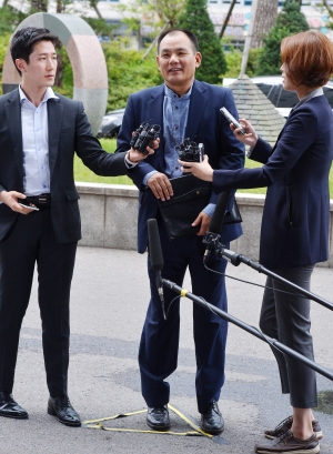 국민의당 김성호 전 수석부단장 남부지검 출석 