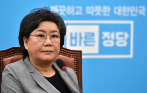 이혜훈, 74일 만 '불명예 퇴진'