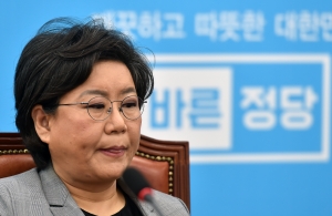 이혜훈, 74일 만 '불명예 퇴진'