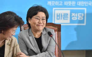 이혜훈, 74일 만 '불명예 퇴진'