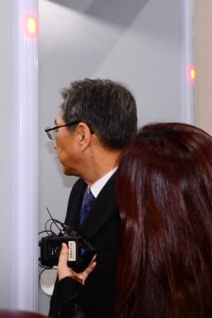 박근혜 전 대통령 공판 증인 출석하는 조원동
