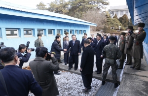 군사분계선 넘는 리선권 조평통 위원장