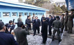 군사분계선 넘는 리선권 조평통 위원장