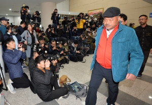 성폭행 혐의 김흥국 경찰 조사