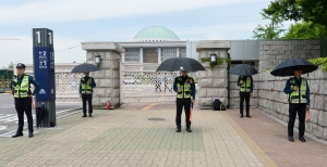 김성태 폭행 사건 이후 강화된 국회 경비