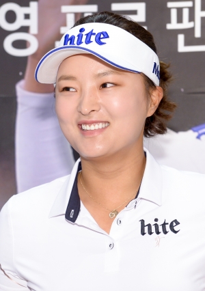 'LPGA 골프웨어' 주최, 고진영 프로 팬사인회