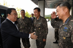 문희상 국회의장 군부대 격려 방문