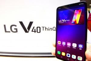 LG V40 ThinQ 공개 행사