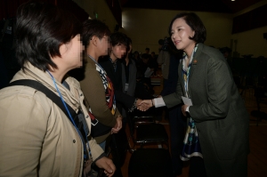 인강학교 찾은 유은혜 장관