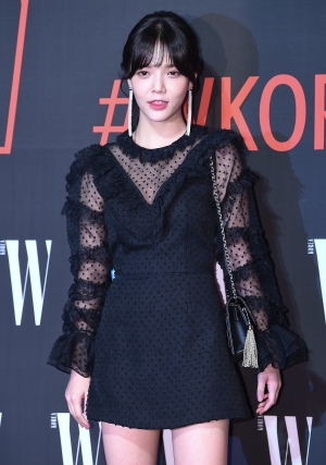 W korea 자선행사