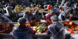 용산구, 샘 오취리도 함께한 김장나눔 행사