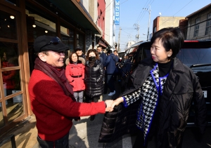 목포 방문해 기자회견 하는 손혜원 의원