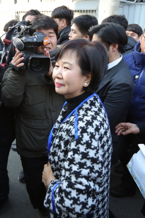 목포 방문해 기자회견 하는 손혜원 의원