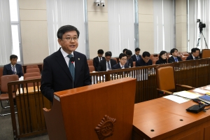 인사 검증대 오른 김창보 중앙선관위 후보