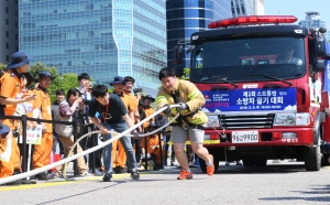 제2회 스트롱맨 소방차 끌기 대회