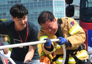 제2회 스트롱맨 소방차 끌기 대회