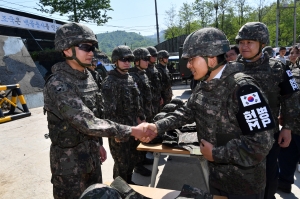 3사단 GP 방문한 황교안 대표