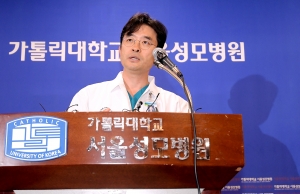 서울성모병원, '박근혜 전 대통령 수술 경과 및 향후 치료계획 발표'
