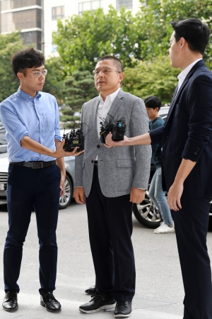 황교안 패스트트랙 관련 검찰 자진출석