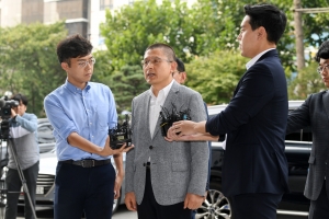 황교안 패스트트랙 관련 검찰 자진출석