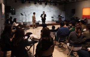 러브 크리처 소사이어티가 주최하는 유기동물 후원 모금을 위한 음악회 '러브 콘서트'