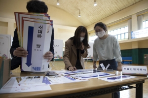 청운초등학교 본 투표소 설치