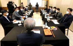 KBO 긴급 이사회 '프로야구 개막일은 언제?'