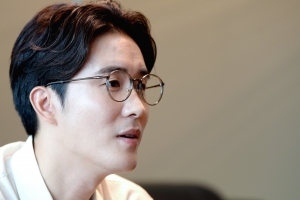 가수 신유 인터뷰
