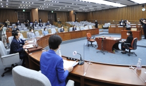 이흥구 대법관 후보자 인사청문경과보고서 채택