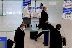 '여행객 사라진 인천국제공항' 