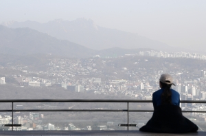 황사 영향으로 미세먼지 농도 나쁨