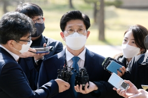 청문회 사무실로 출근하는 노형욱 국토부장관 후보자