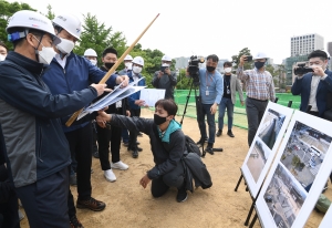 율곡로 터널 공사현황 점검 나선 오세훈