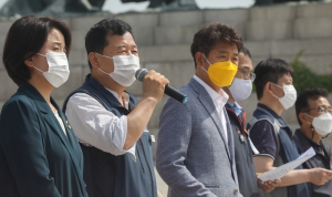 정의당 여영국 대표, 서울교통공사 구조조정 반대 기자회견