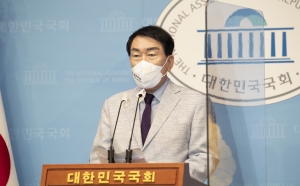 안상수, 이재명 성남FC 후원금 뇌물 의혹 제기 기자회견