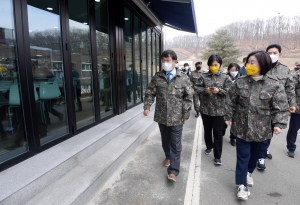 심상정, '더 좋은 병영식당' 현장 점검, 1사단 일월성대대 찾아