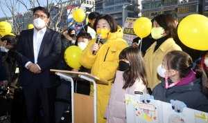 동 수직구 공사 반대 주민 만난 심상정