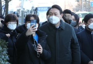 윤석열 지하철 출근