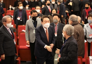 전직 여야 국회의장, 의원 '윤석열 지지선언'