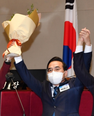 박홍근, 더불어민주당 새 원내대표 선출