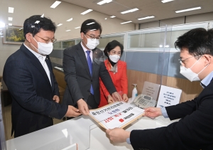 국민의힘, 노정희 중앙선가위원장 사퇴 촉구 결의안 제출