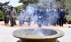 이준석 백령도 해병대 6여단 방문